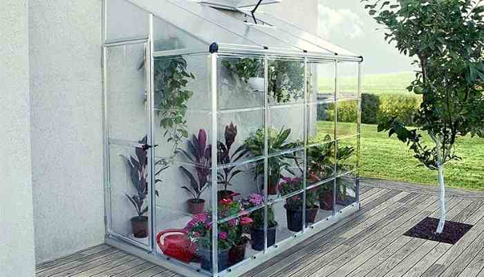 lean to greenhouse 